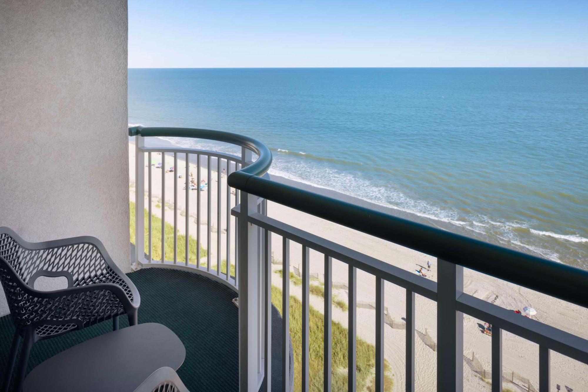 Hampton Inn & Suites Myrtle Beach Oceanfront Екстериор снимка