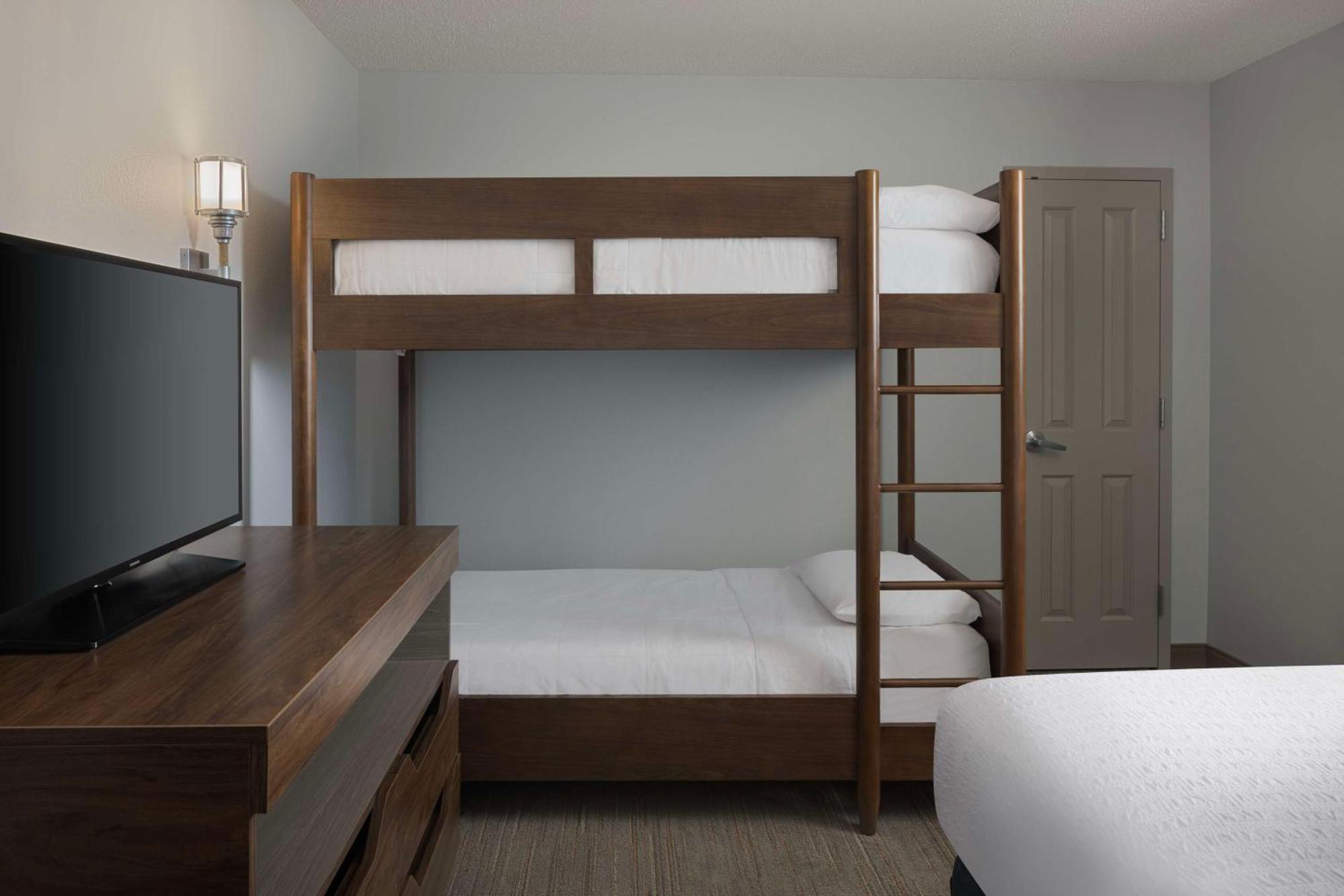 Hampton Inn & Suites Myrtle Beach Oceanfront Екстериор снимка