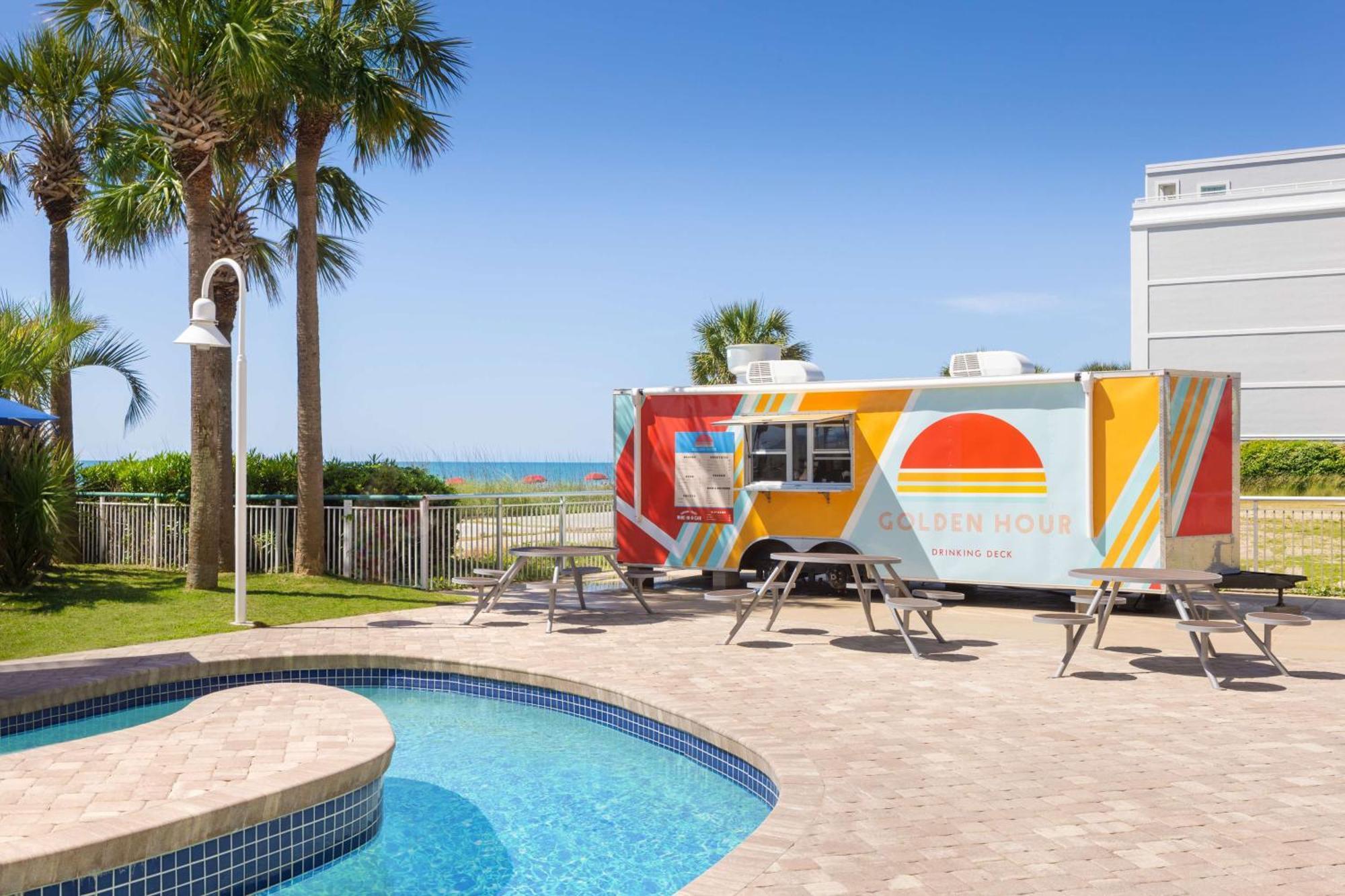Hampton Inn & Suites Myrtle Beach Oceanfront Екстериор снимка